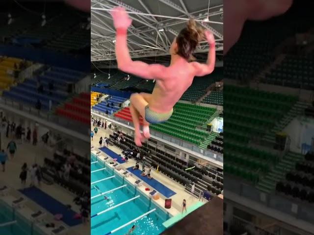 Diving 10m 307c