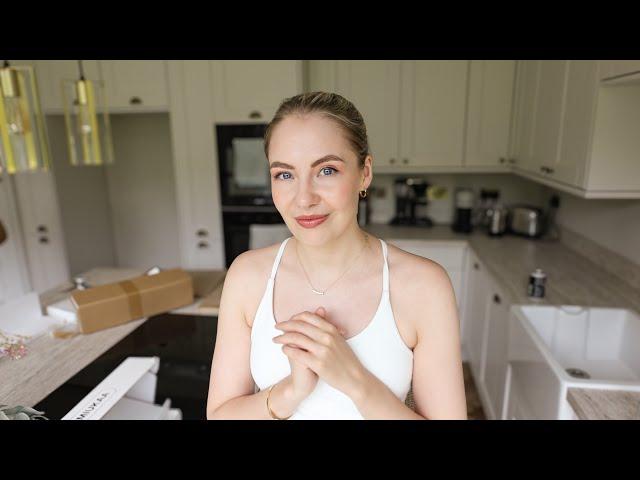 ORGANISE MY KITCHEN PANTRY WITH ME | tennis, new tiles, organising our new home | Monika Cioch