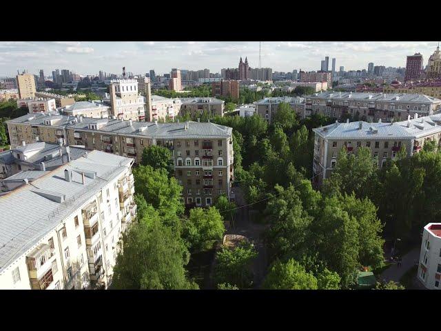 Москва, район Сокол (поселок художников) с высоты дрон dji mavic mini