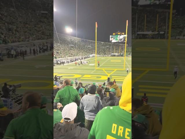 Ducks vs Huskies game in Oregon