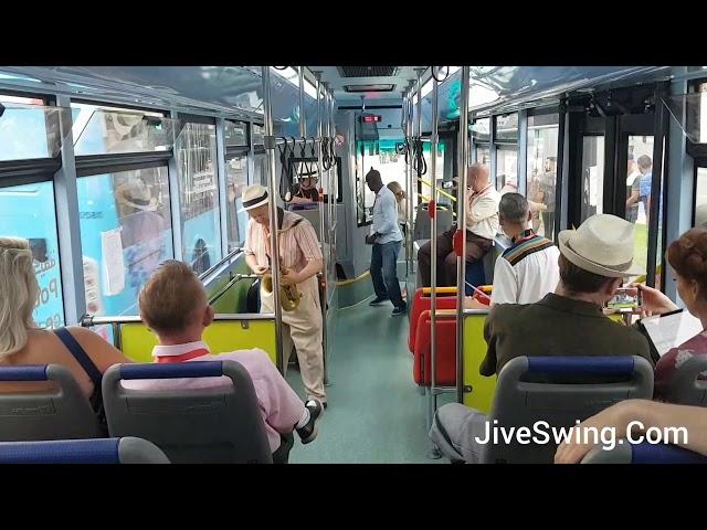 Jiveswing dancers on the bus with The Jive Aces!