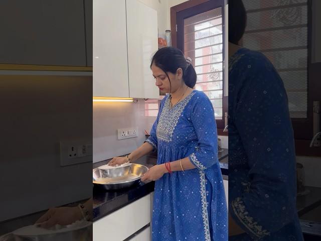 *MAHAKUMBH* jaane ki taiyariyaan  #minivlog #food #viralvideo #dailyshorts #cooking#dailyshorts