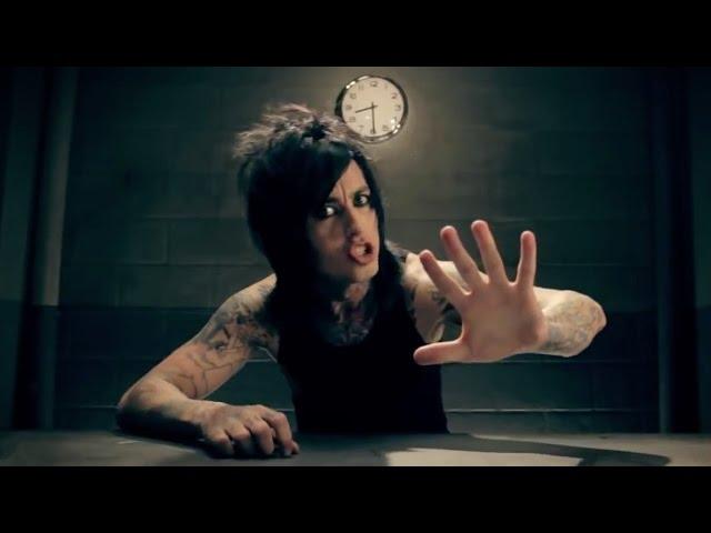 Falling In Reverse - "The Drug In Me Is You"