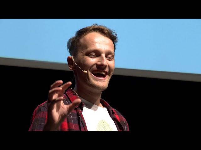 Filip Květoň: “How sugar can save lives + discover diseases“ (Science Slam European Final 2019)