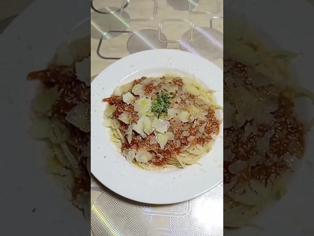 jammyy Cina noastră delicioasa- SPAGHETE BOLOGNEZE