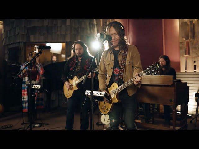 Blackberry Smoke - Revival (Live From Capricorn Sound Studios)