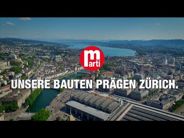 Panoramaflug mit elf Marti-Krane über der Skyline von Zürich