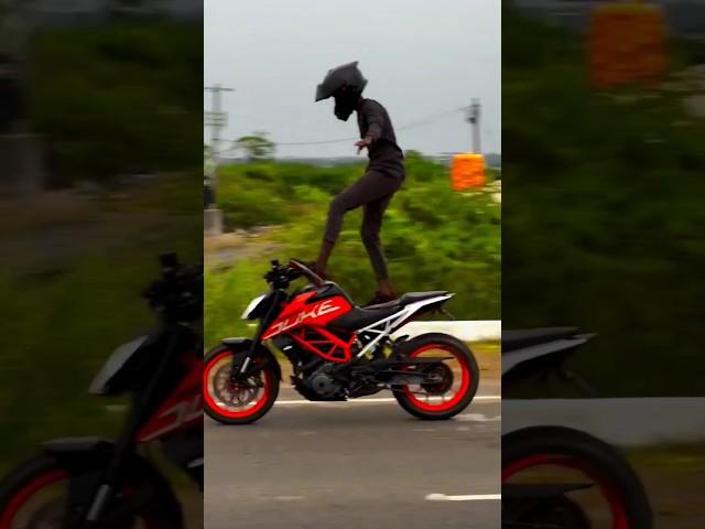 ️  Rider Stunt Ktm Duke  #viral #shortsvideo #reaction #shortsfeed #ktm #dukeboy #rider #duke#390