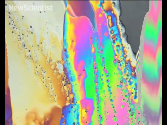 Melting ice movie captures psychedelic crystals