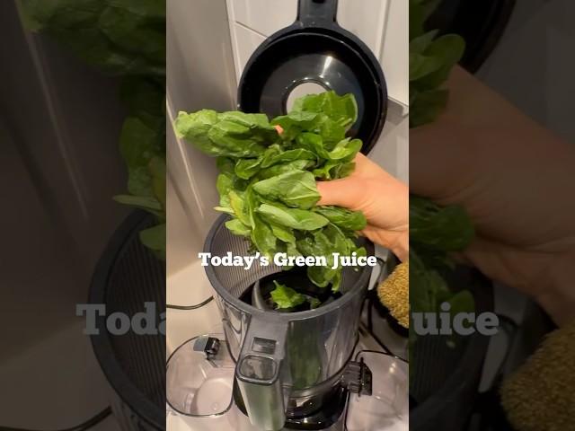 Cold Pressed Green Juice Recipe Nama J2 Sale discount code RIANE85 #healthylifestyle #juicewrld