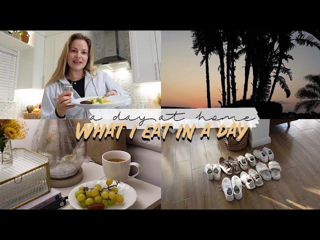 A DAY AT HOME: What I Eat In A Day, 10k Steps, Laundry & Washing my Shoes