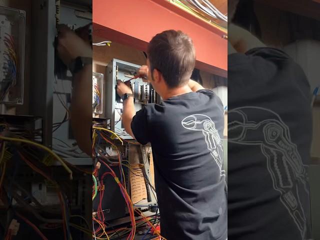 IN THE ZONE #electrician #electrical #electricalwork #bristol #electricalwork