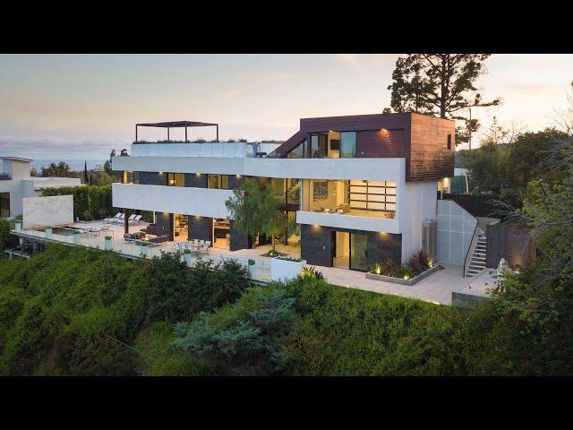 This $6.4M award-winning architectural home in Los Angeles boasts exquisite design and fabrication