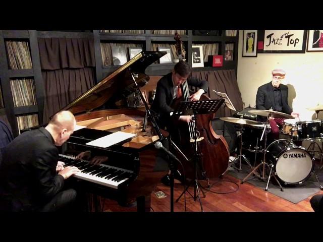 Phillip Strange Trio -  I'm Old Fashioned