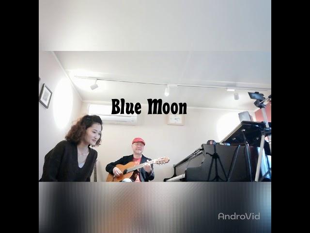 Blue Moon ▪Aki Kikuchi (vo)Kazuhiro Omori (g)