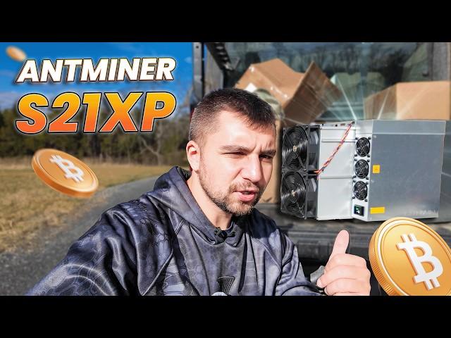 Plugging in the BEST BITCOIN Miner in the WORLD!