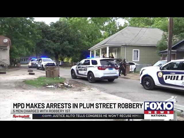 Mobile police arrest 5 in connection with robbery on Plum Street