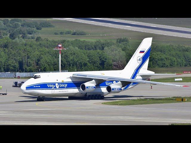 Volga Dnepr Airlines Antonov 124 "Ruslan" landing runway 14 at ZRH (with live ATC)