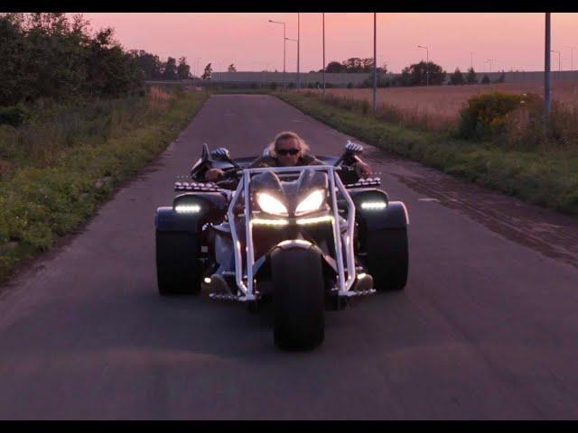 Kaszpir Trike V8 Candy King evening ride