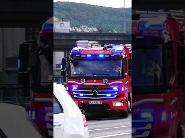 Einsatzfahrten Verkehrsunfall Bergen | #Feuerwehr #Polizei #Rettungsdienst