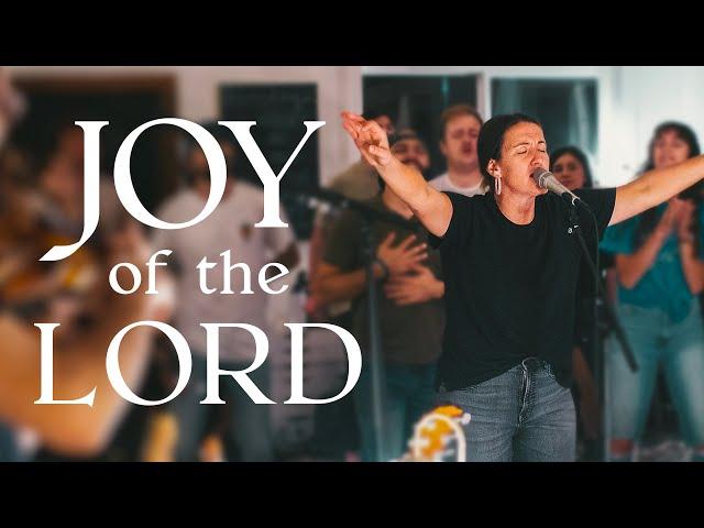 ''Joy of the Lord'' (Spontaneous) | Melissa Helser & Cageless Birds | Live at the 18 Inch Journey