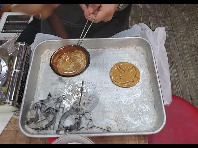 소문난떡볶이순대에서,달고나잘만드는비법공개^^