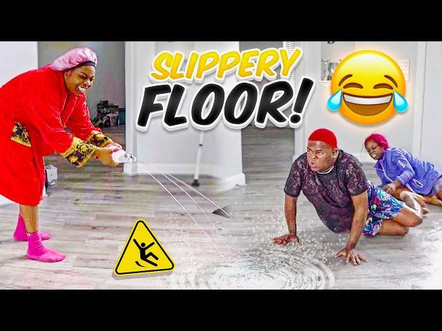 SLIPPERY FLOOR PRANK (EXTREMELY HILARIOUS)