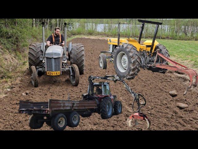 How many tractors you need to plant potatoes?