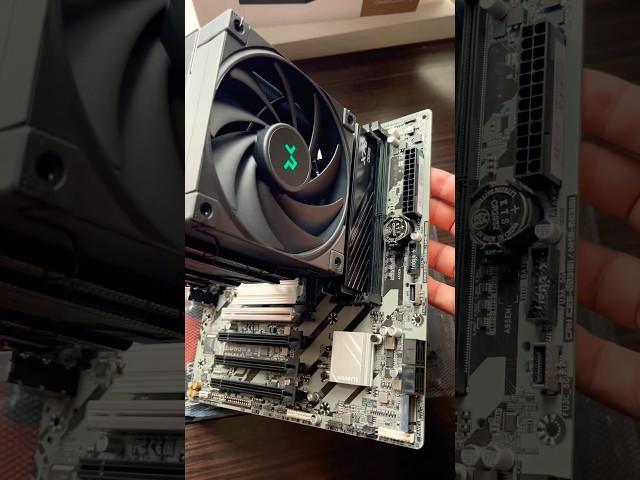 Big Cooler for LGA1851 (DeepCool AK620 ZERO DARK)
