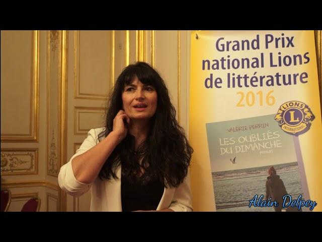 Valérie PERRIN Les oubliés du dimanche de Valérie Perrin Grand Prix Lions 2016