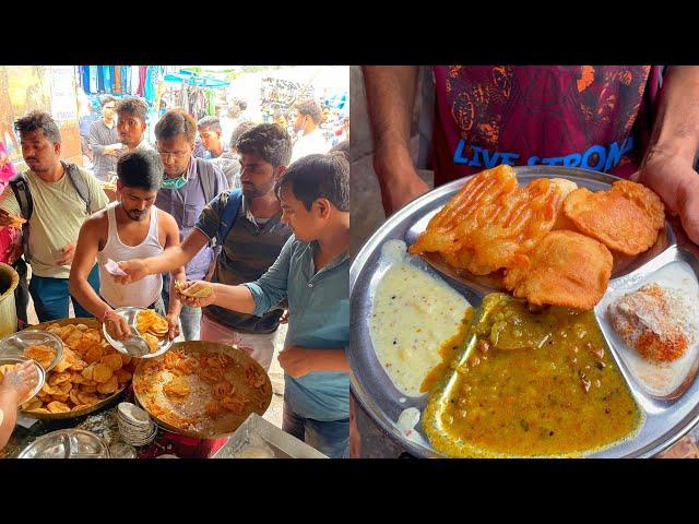 India ki Sabse Famous Loaded Nashta Thali for Rs 35/ || Goli ki speed से बिकता हे यहाँ BREAKFAST 