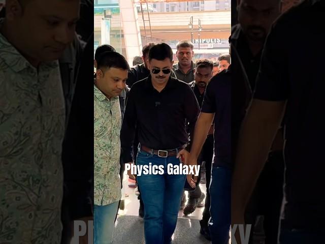 God Of Physics Now at Kota #kotakibaat #physicsgalaxy #ashisharora #physics #iit #motivation