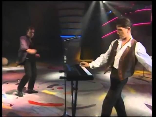 VICEVERSA UN AMIGO DE VERDAD (1994) (ACTUACION TV)