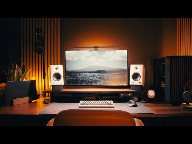 The Cleanest Mac/PC Hybrid Desk Setup You've Seen