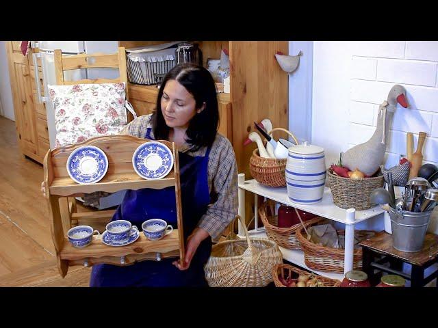 The Art of Coziness: Transform Your Kitchen Shelves. Bread Baking and Family Dinner