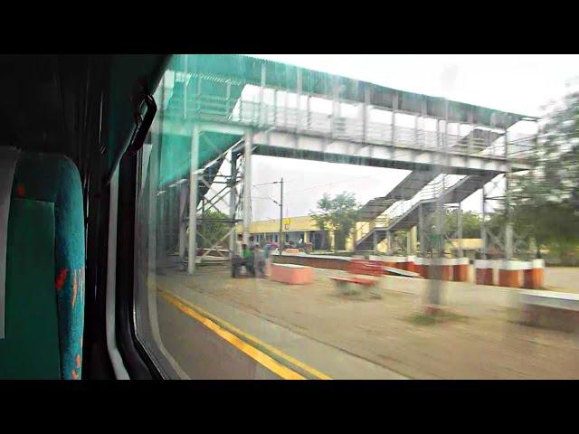 India's Fastest Train Gatiman Express 160KMPH Top Speed Station Skip!