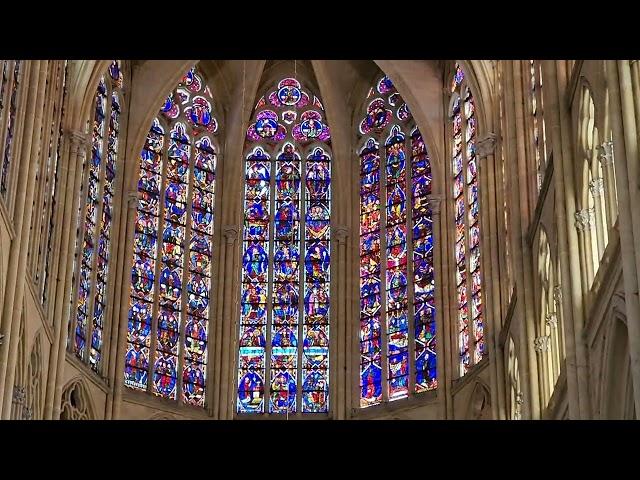 Interior of the Cathedral of Saint Gatianus of Tours