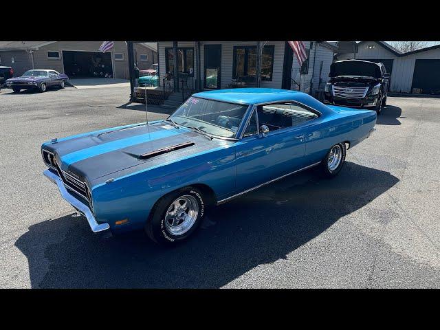 Test Drive 1969 Plymouth Road Runner Big Block 400 4 Speed SOLD $41,900 Maple Motors #2523