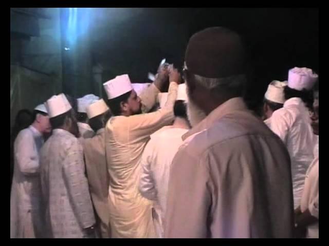 qawwali in shahfaisal colony no1(iqbal sabri  barsi 2 ) aese badshah hussan hai.mp4