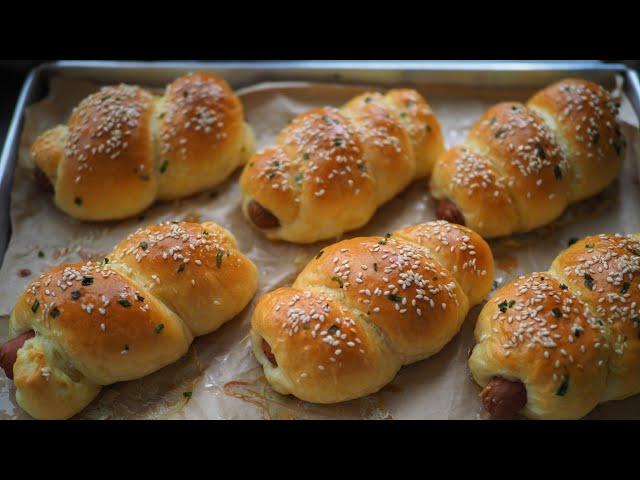 Soft & Fluffy Bakery Style Sausage Bread |Hot Dog Bun