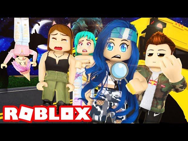 This is the WORST field trip ever! Roblox Spooky Story!