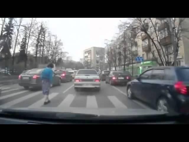 ЭТО РЖАЧ!!!ПРИКОЛЫ С ПЕШЕХОДАМИ !СУПЕР НАРЕЗКА !2014!