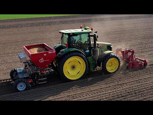 Uien planten | Planting Onions | Zwiebeln pflanzen | John Deere | Delta planter | Uienoogst 2025