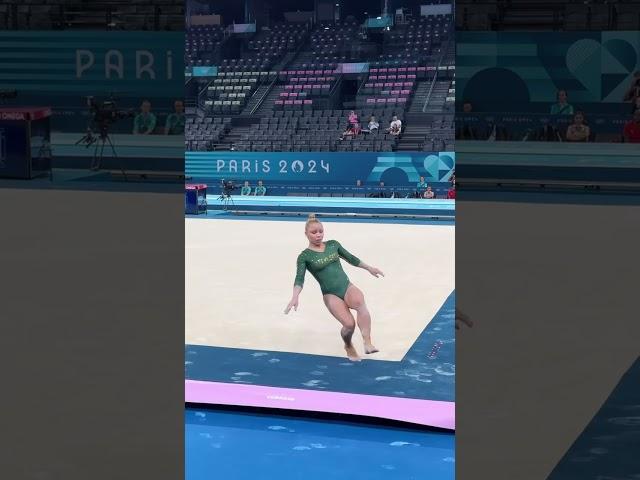 Flavia Saraiva - floor exercise, podium training at Olympic Games