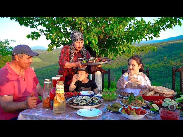 Готовим Джыз-Быз | Мангал Салат и Шашлык из баранины