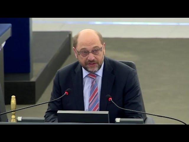 Rassismus im EU-Parlament: Martin Schulz wirft Abgeordneten aus Plenarsaal | DER SPIEGEL