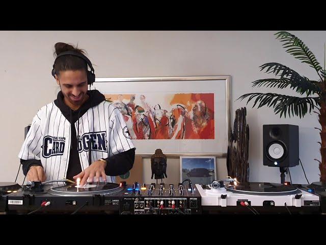 Artmann Vinyl Only living room session