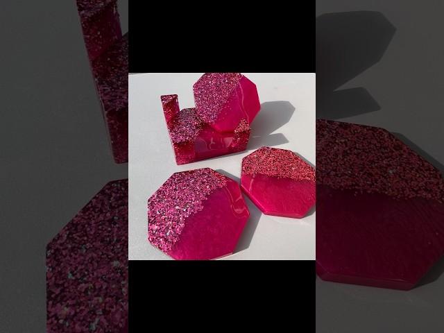 Super sparkly pink resin coasters @just4youonlineuk #resin #resinprocess #resincoasters #pinkglitter