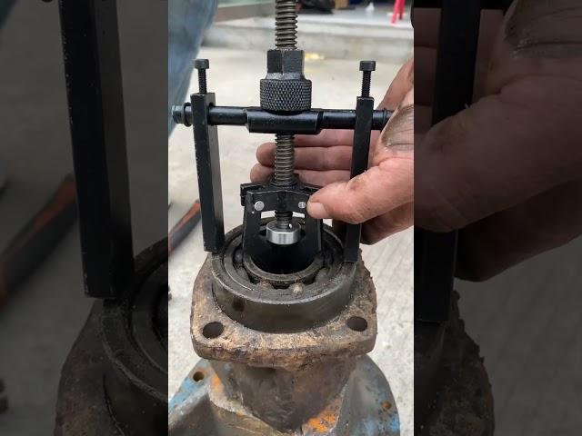 Bearing Replacement DIY Guide #mechanics #mechanicalengineering