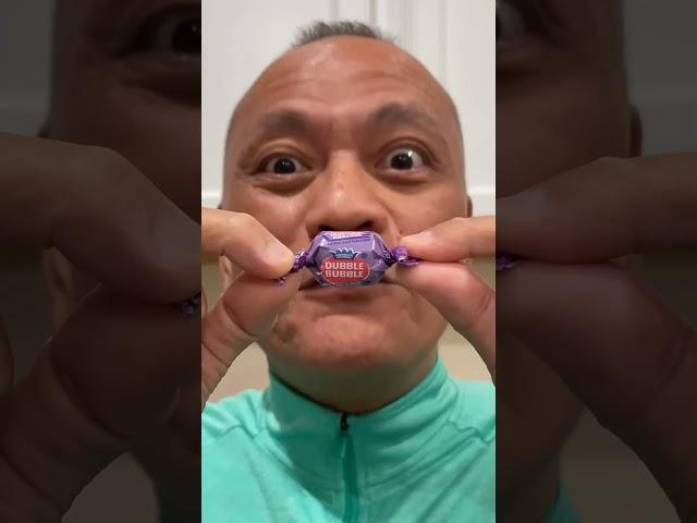 ASMR AMERICA'S ORIGINAL DUBBLE BUBBLE GUM GRAPE FLAVOR AND EATING SOUNDS //#toton #shorts